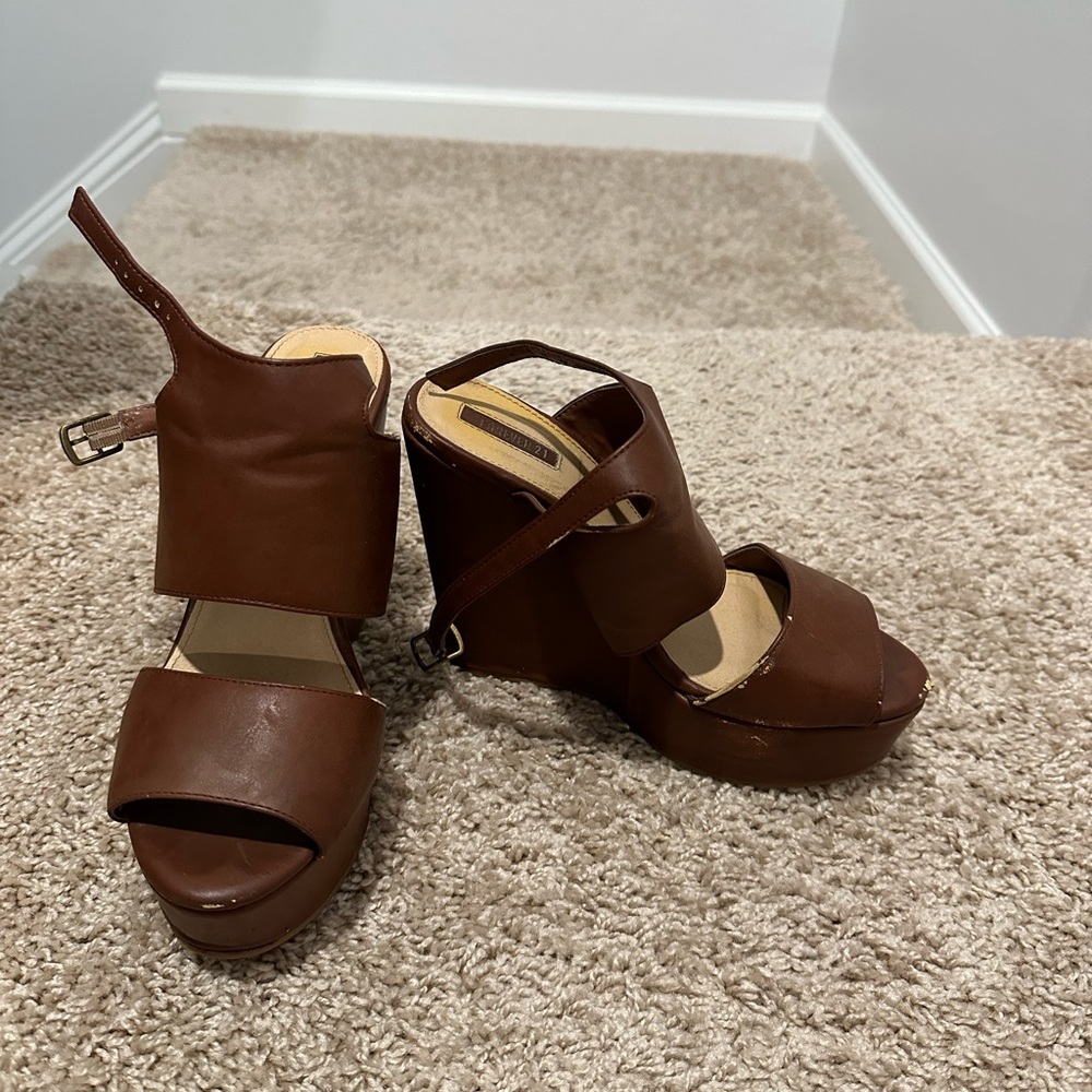 Brown strappy wedges Forever 21